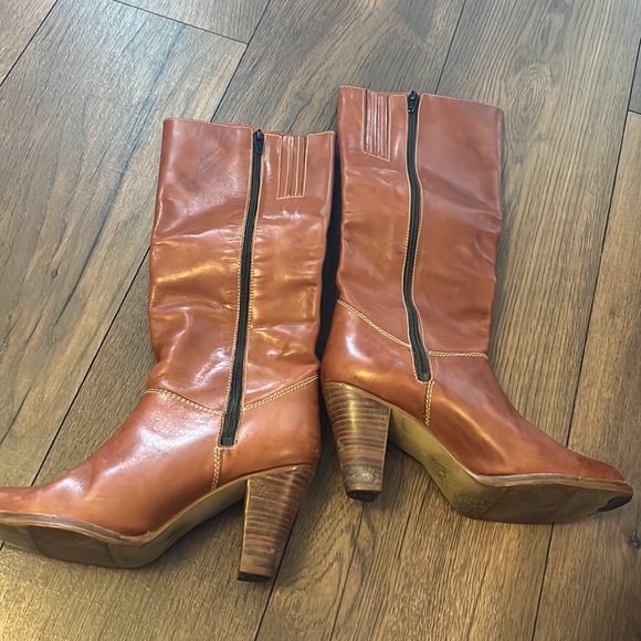 Vintage made in Brazil brown leather heeled boots size 8 - Picture 6 of 7